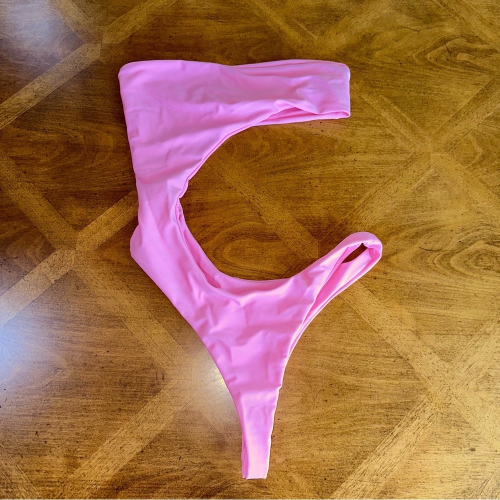 ONEONE Swimwear Cut Out Bandeau One Piece